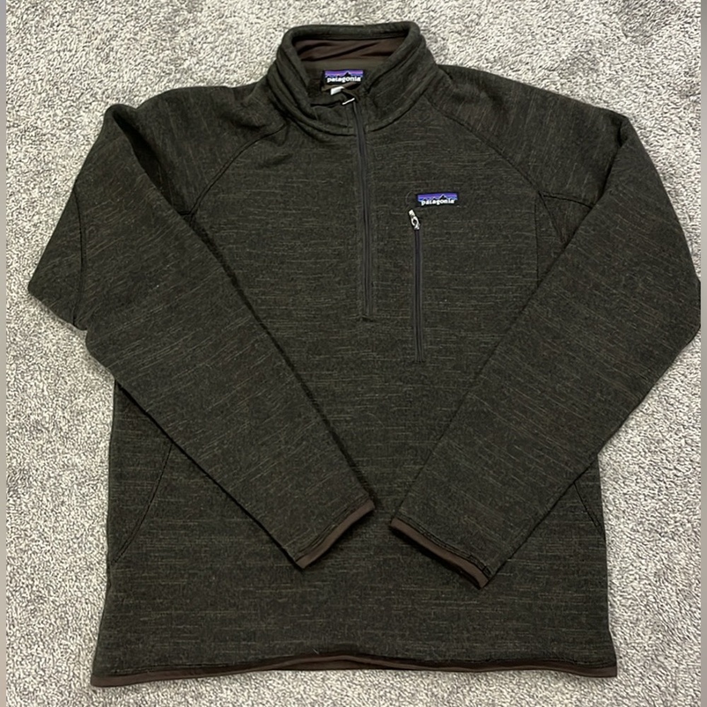 Men Patagonia sweater medium